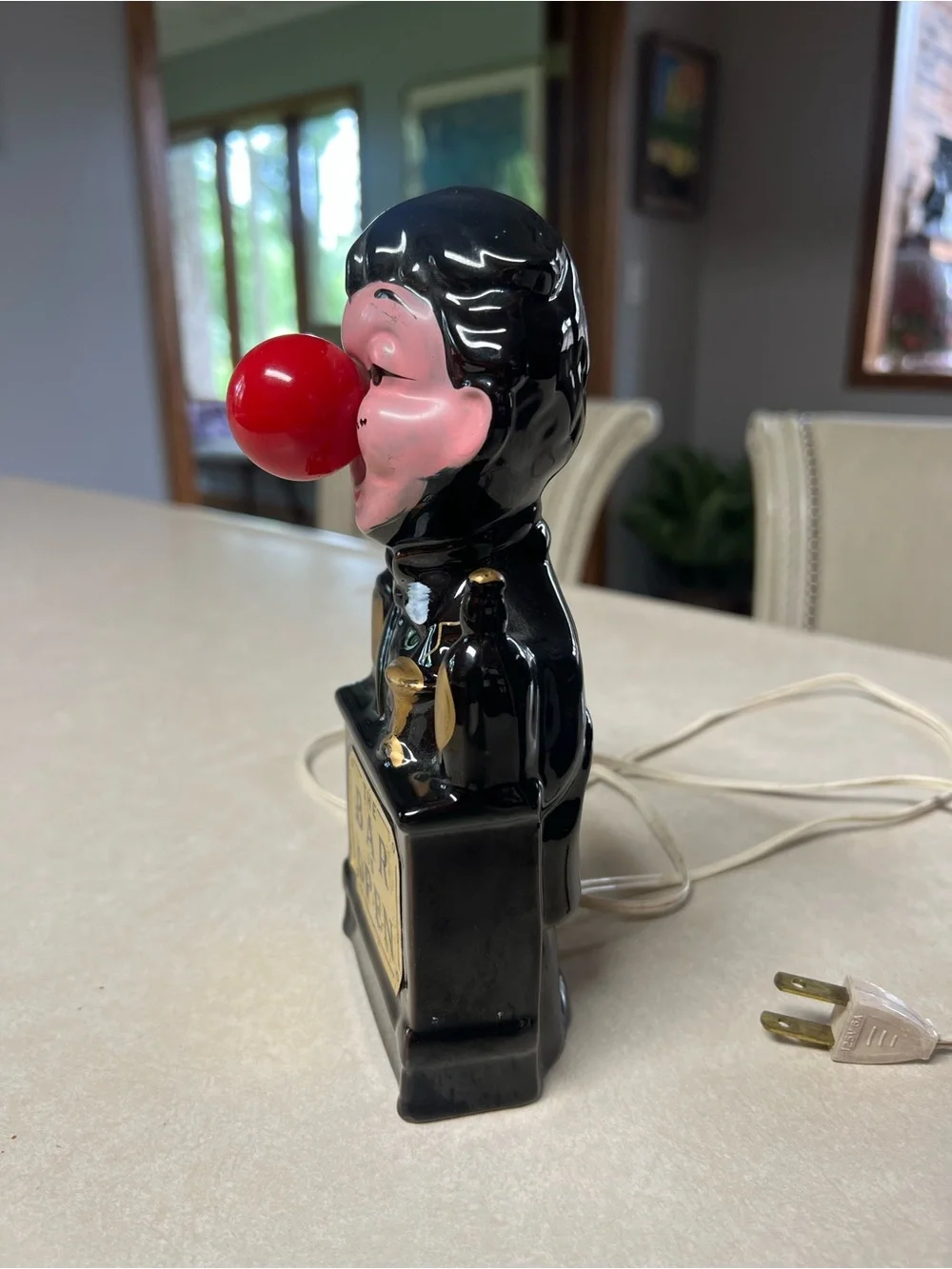 Vintage-Style Ceramic Bartender Lamp - Black with Red Accent